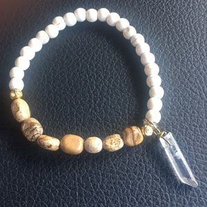 ❣️CLEARANCE❣️Bracelet Geode White Brown Stretch